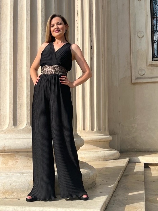 Salopeta Adara neagra din voal plisat cu aplicatie pe talie #8