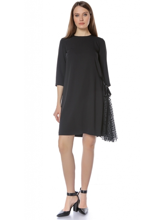 Rochie Opal din crep cu aplicatie evantai tull cu buline